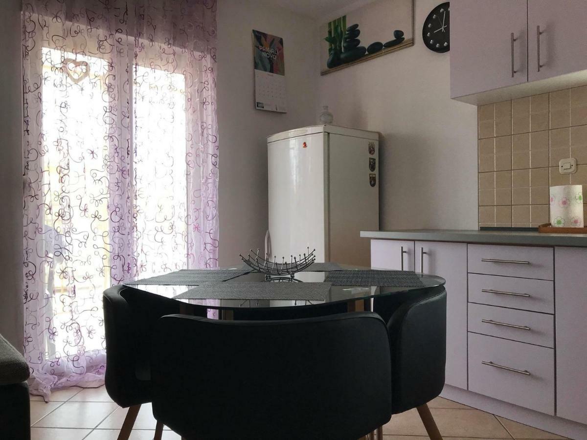 Apartment Imela 普拉 外观 照片
